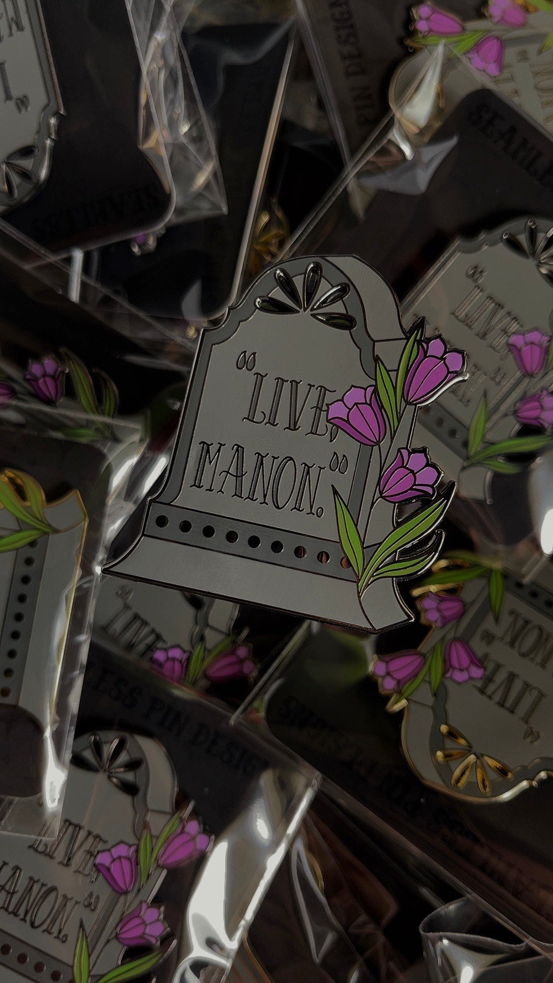 "Live, Manon." Gravestone preorder